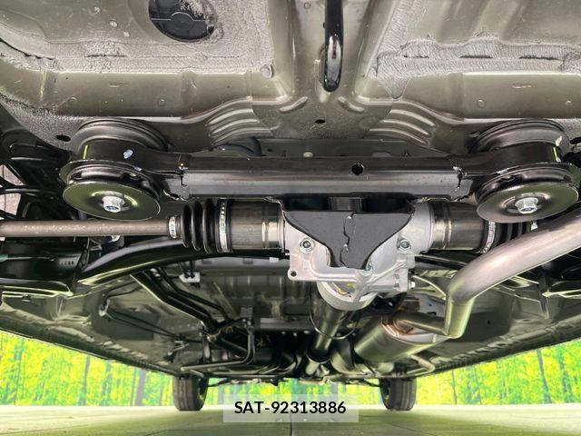 Honda N BOX CUSTOM 2026-07 8850138-18