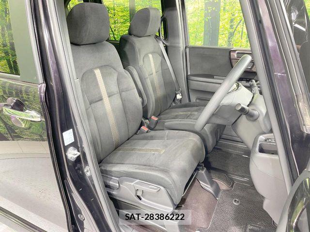 Honda N BOX CUSTOM 2018-02 8881180-8