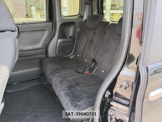 Honda N BOX CUSTOM 2018-07 8881182-12