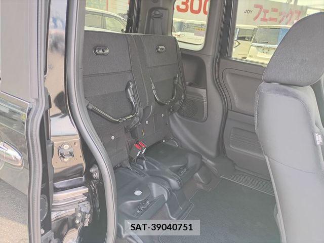 Honda N BOX CUSTOM 2018-07 8881182-13