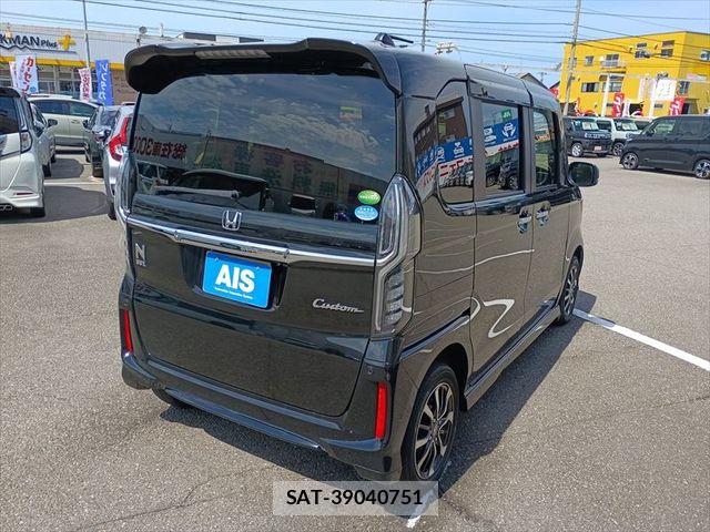 Honda N BOX CUSTOM 2018-07 8881182-2