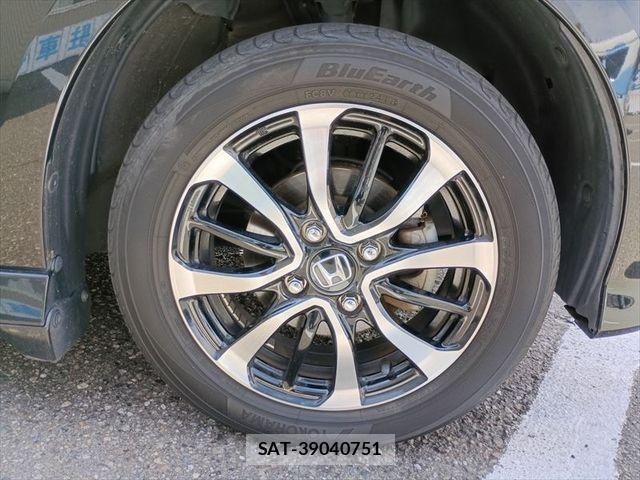 Honda N BOX CUSTOM 2018-07 8881182-5