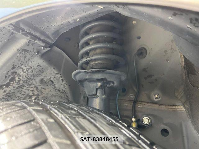 Honda N BOX CUSTOM 2019-05 8881178-19
