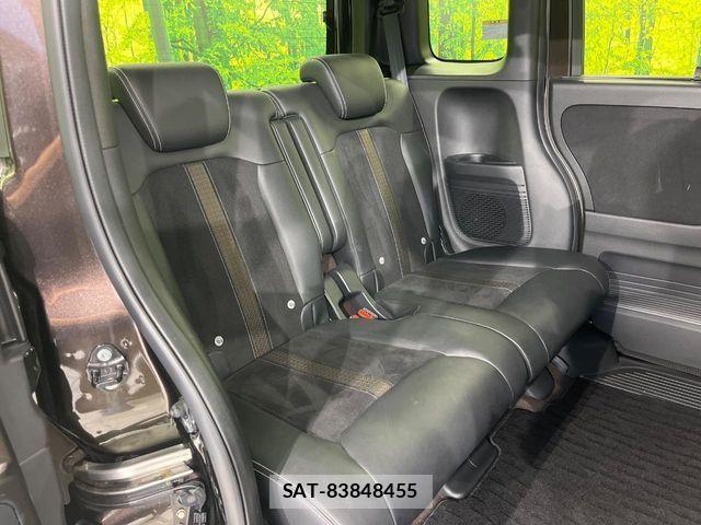 Honda N BOX CUSTOM 2019-05 8881178-8