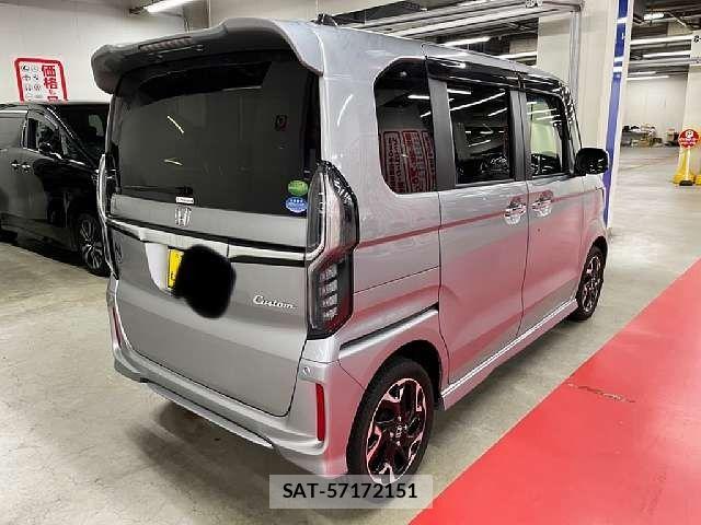 Honda N BOX CUSTOM 2018-05 8881177-2