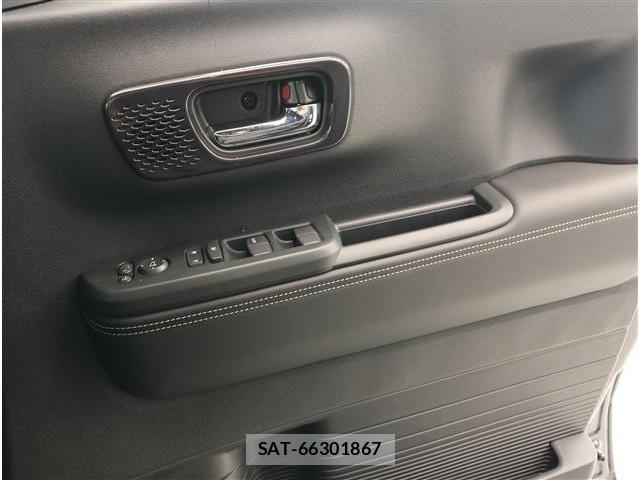 Honda N BOX CUSTOM 2026-07 8881175-2
