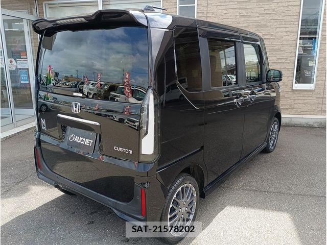 Honda N BOX CUSTOM 2024-01 8881176-1