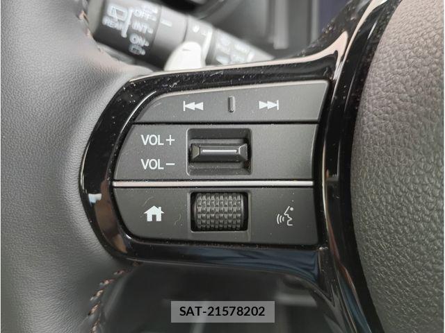 Honda N BOX CUSTOM 2024-01 8881176-8