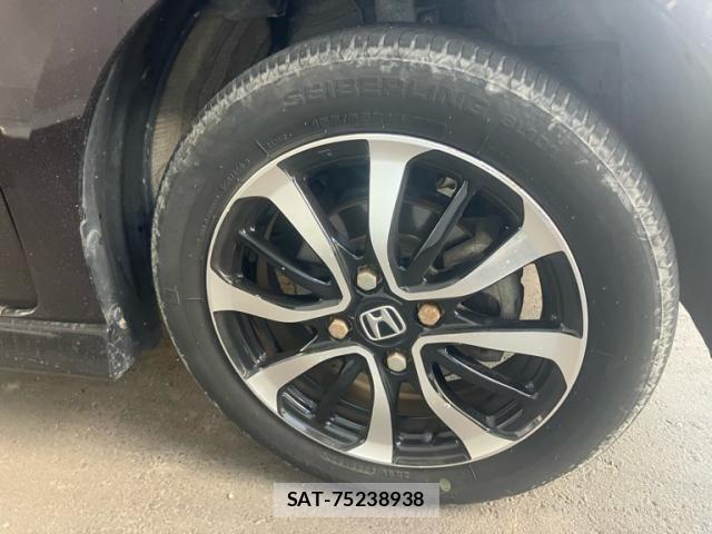 Honda N BOX CUSTOM 2018-03 8881179-14