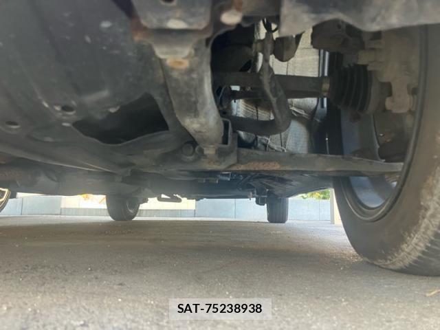 Honda N BOX CUSTOM 2018-03 8881179-2