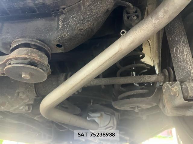 Honda N BOX CUSTOM 2018-03 8881179-8