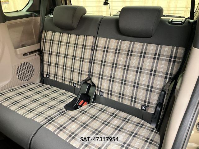 Honda N BOX 2025-06 6014459-19