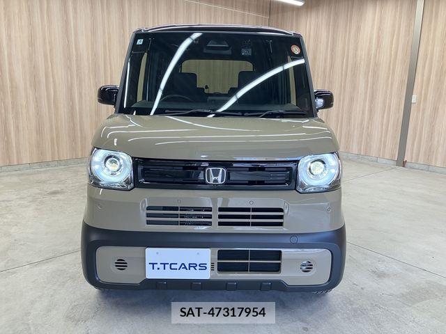 Honda N BOX 2025-06 6014459-21
