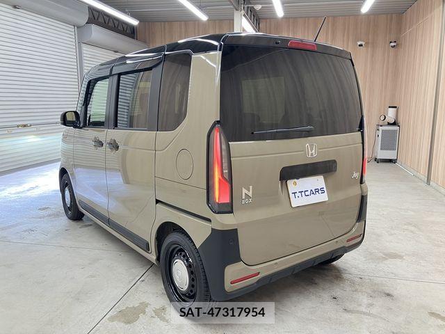 Honda N BOX 2025-06 6014459-23