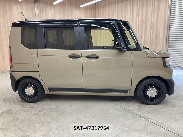 Honda N BOX 2025-06 6014459-24