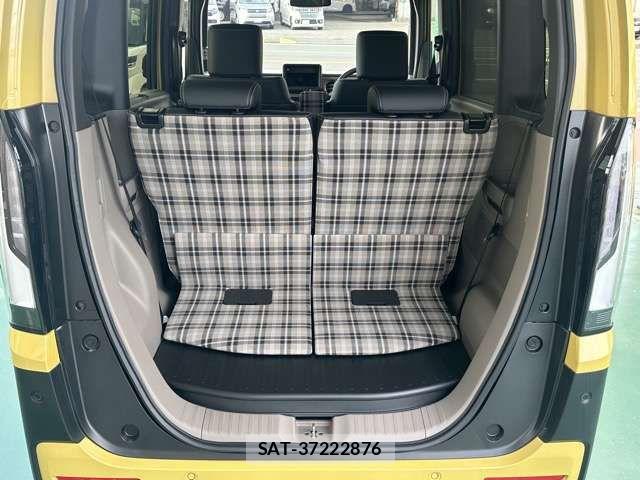 Honda N BOX 2025-05 6752647-10