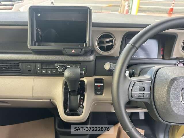 Honda N BOX 2025-05 6752647-16