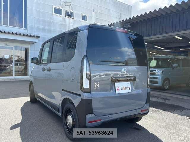 Honda N BOX 2026-03 6910247-11