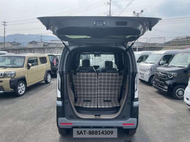 Honda N BOX 2026-03 6910245-12