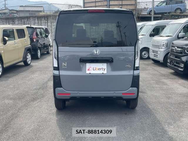 Honda N BOX 2026-03 6910245-8