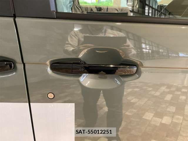 Honda N BOX 2025-05 6910246-7