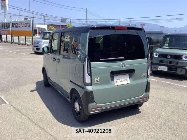 Honda N BOX 2025-04 6910242-10