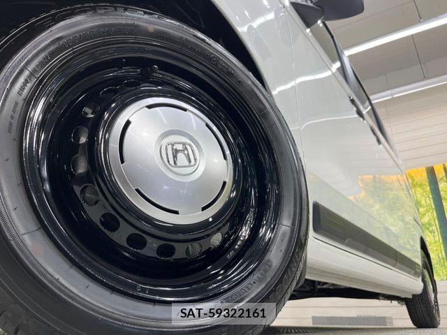 Honda N BOX 2025-11 6996356-12