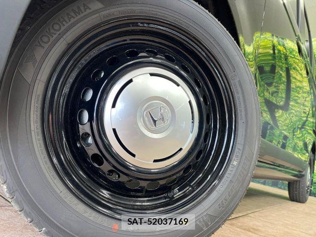 Honda N BOX 2026-05 7222740-12