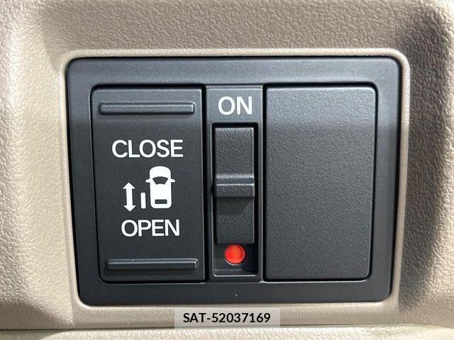 Honda N BOX 2026-05 7222740-4