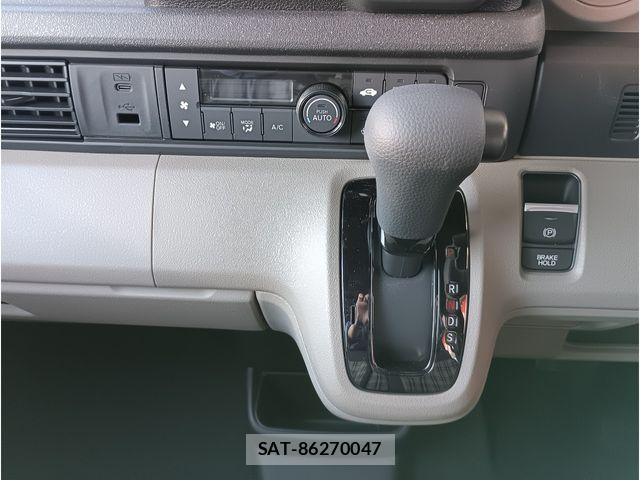 Honda N BOX 2026-02 7222741-12