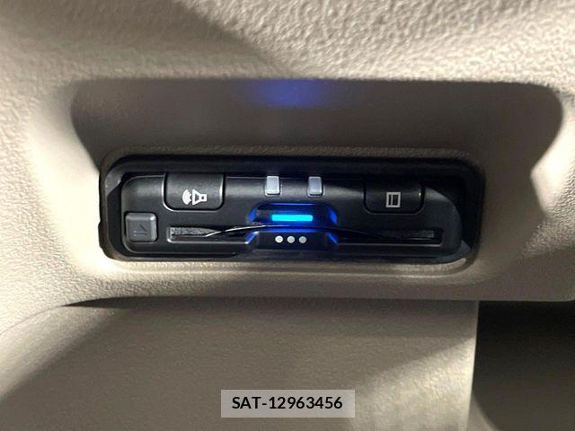 Honda N BOX 2025-03 7251730-5