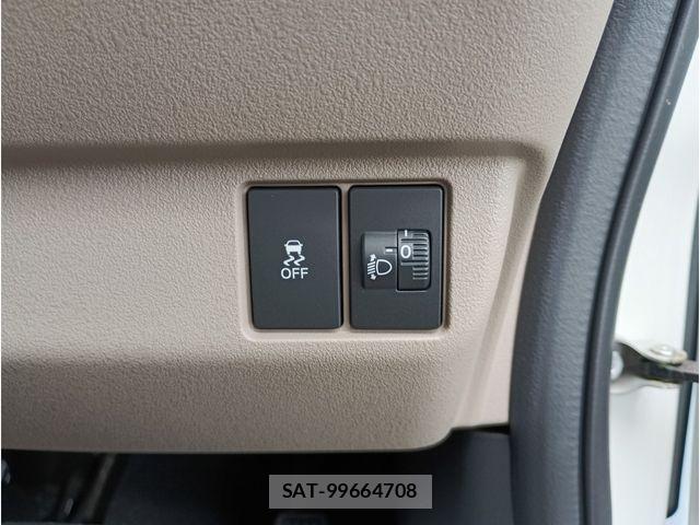 Honda N BOX 2026-02 7456322-16