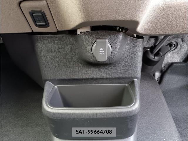Honda N BOX 2026-02 7456322-17