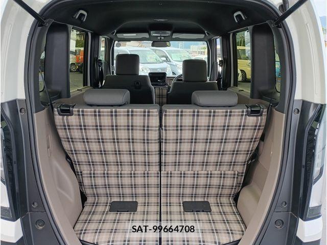 Honda N BOX 2026-02 7456322-23