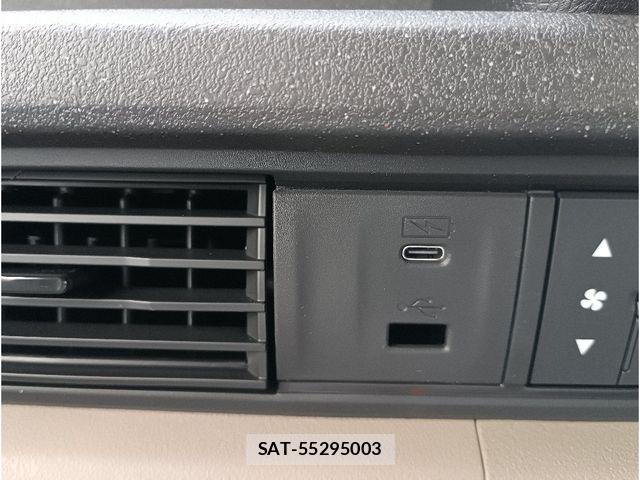 Honda N BOX 2026-03 7456318-13