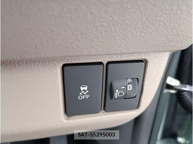 Honda N BOX 2026-03 7456318-24