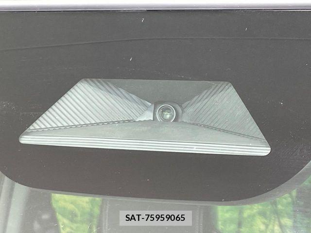 Honda N BOX 2025-02 7456317-2