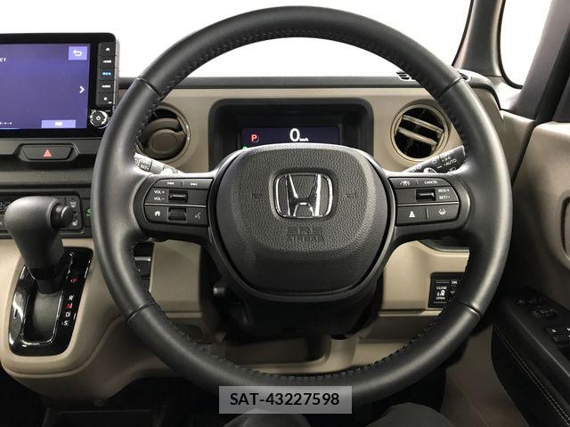 Honda N BOX 2025-03 7501885-11