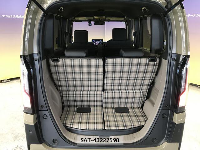 Honda N BOX 2025-03 7501885-16