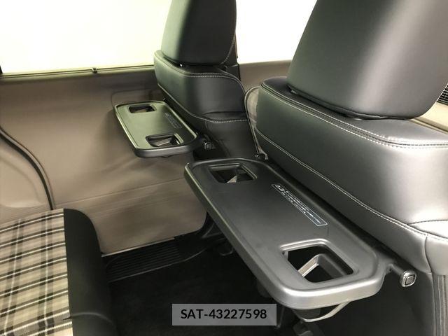 Honda N BOX 2025-03 7501885-17
