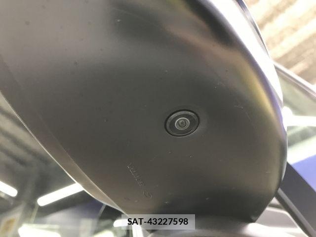 Honda N BOX 2025-03 7501885-22