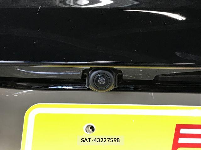 Honda N BOX 2025-03 7501885-26