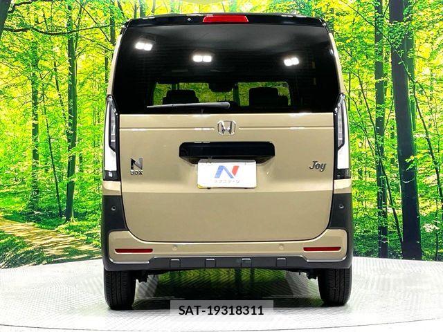 Honda N BOX 2025-07 7501886-16