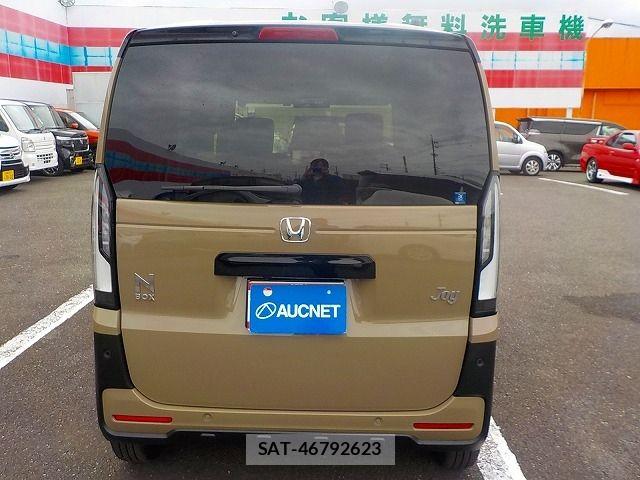 Honda N BOX 2025-09 7562562-6