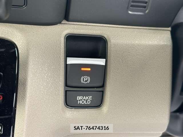 Honda N BOX 2025-08 7878378-18