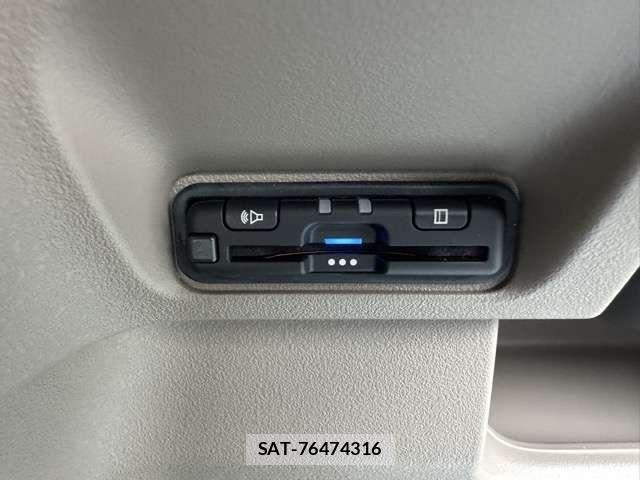 Honda N BOX 2025-08 7878378-19