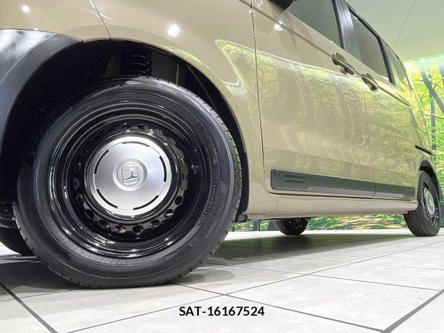 Honda N BOX 2025-11 7980302-12