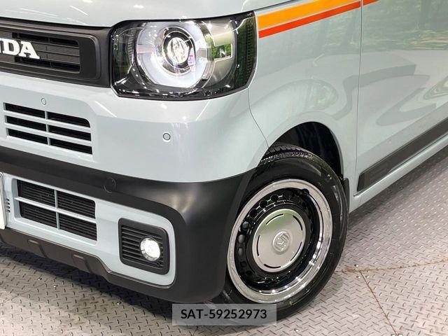 Honda N BOX 2024-09 7980301-11