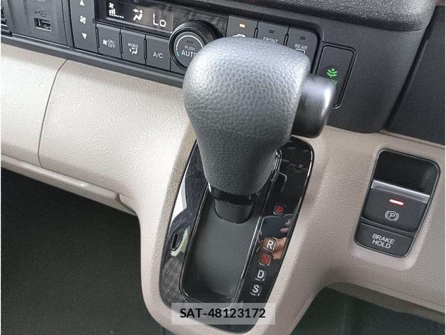 Honda N BOX 2024-11 8037238-16