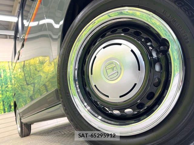 Honda N BOX 2025-06 8037237-12